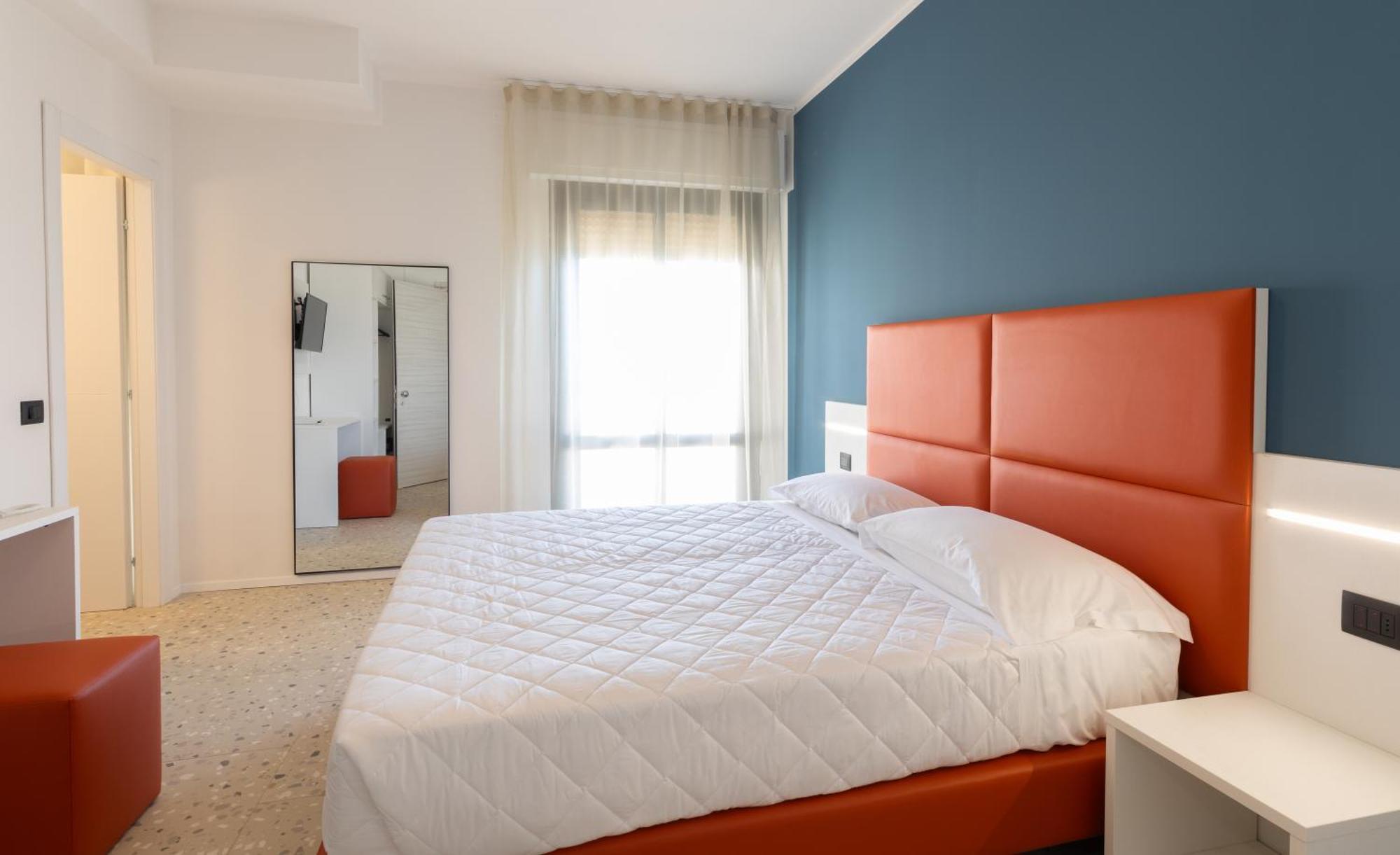 Hotel Delaville Frontemare Лидо-ди-Езоло Экстерьер фото